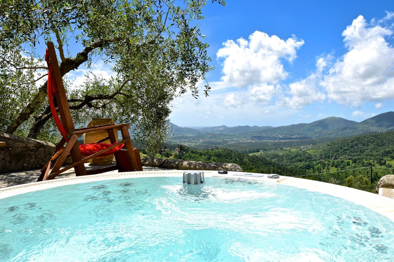 Palazzina Del Chiasso Bed & Breakfast San Martino in Freddana Bagian luar foto
