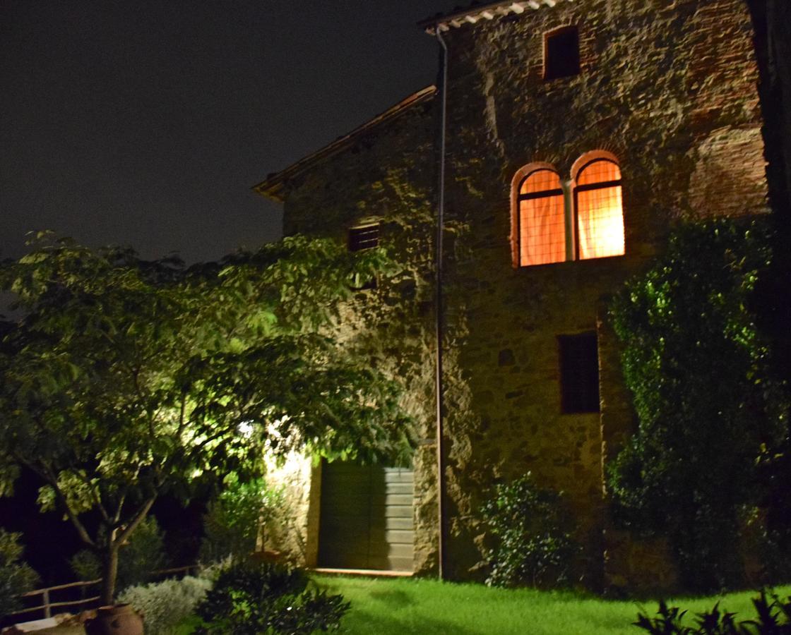 Palazzina Del Chiasso Bed & Breakfast San Martino in Freddana Bagian luar foto